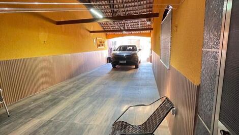 Casa Caldas Novas, piscina aquecida, quartos c Ar-condicionado, garag