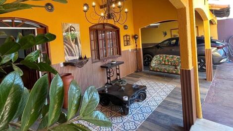 Casa Caldas Novas, piscina aquecida, quartos c Ar-condicionado, garag