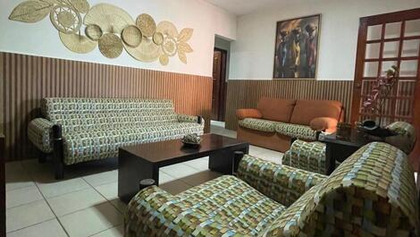 Casa Caldas Novas, piscina aquecida, quartos c Ar-condicionado, garag