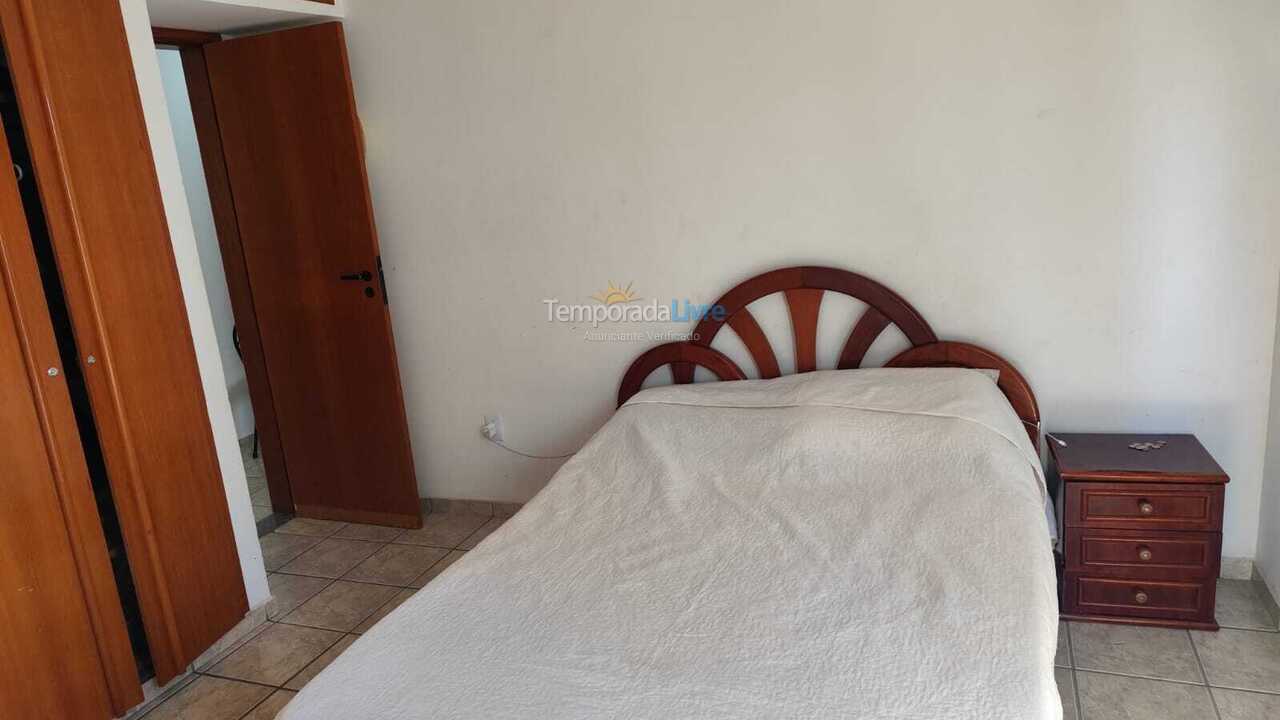 Apartment for vacation rental in Guarapari (Praia do Morro)