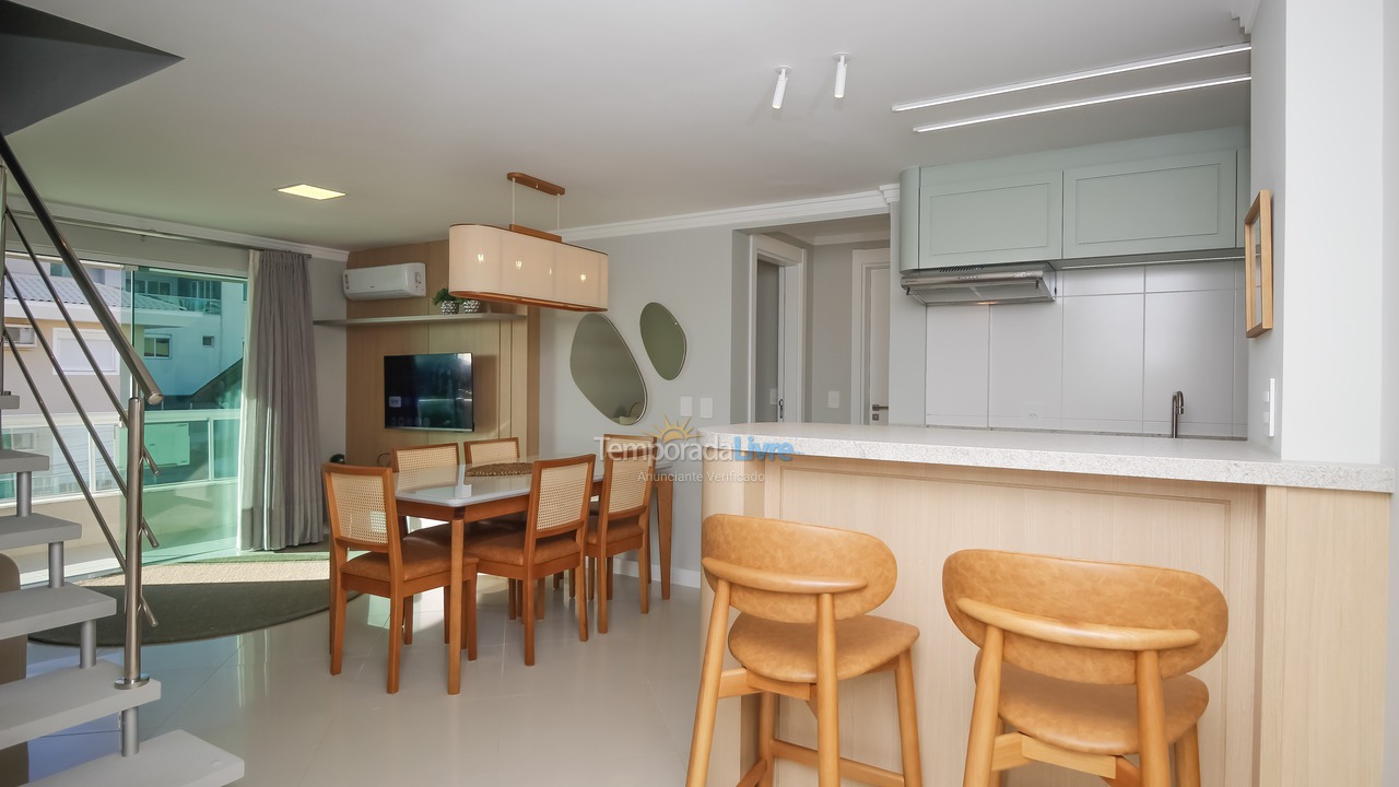 Apartamento para aluguel de temporada em Bombinhas (Canto Grande)