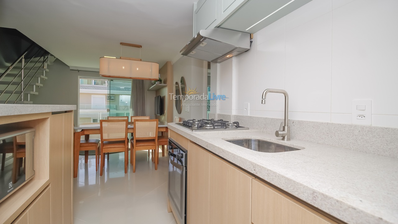 Apartamento para aluguel de temporada em Bombinhas (Canto Grande)