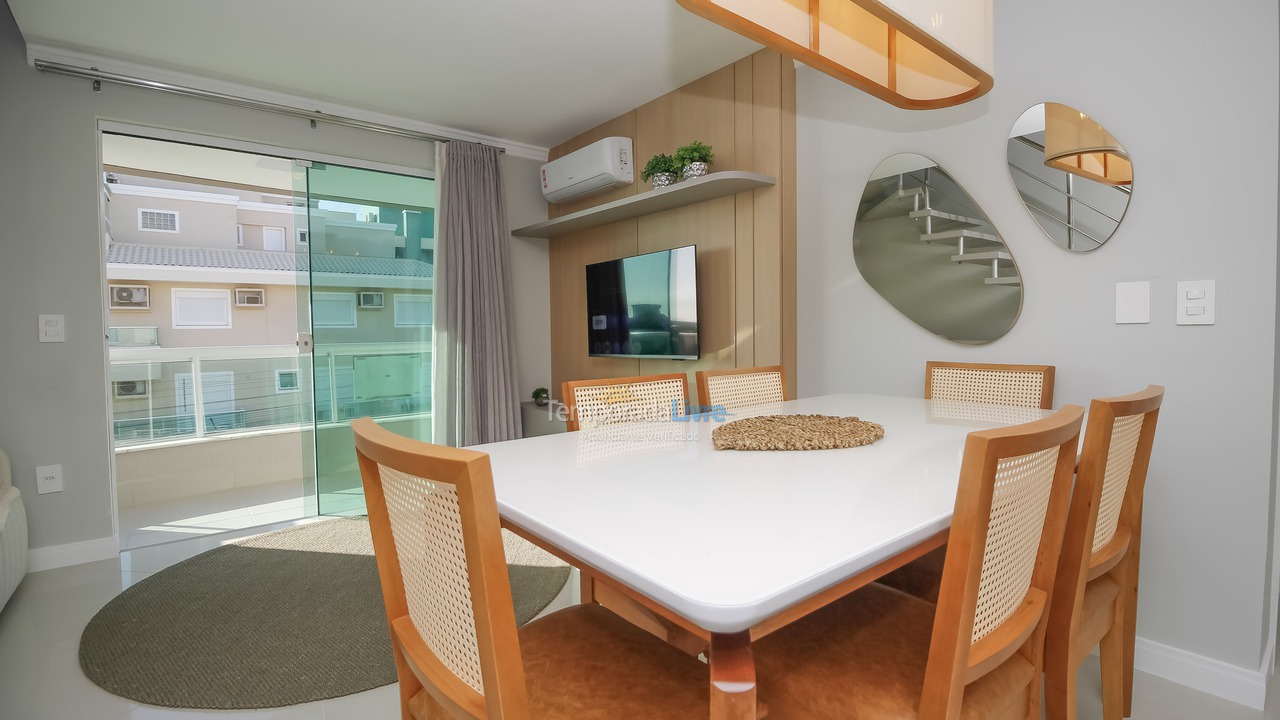 Apartamento para aluguel de temporada em Bombinhas (Canto Grande)