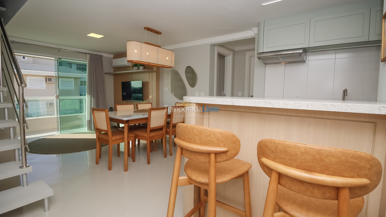 Apartamento para aluguel de temporada em Bombinhas (Canto Grande)