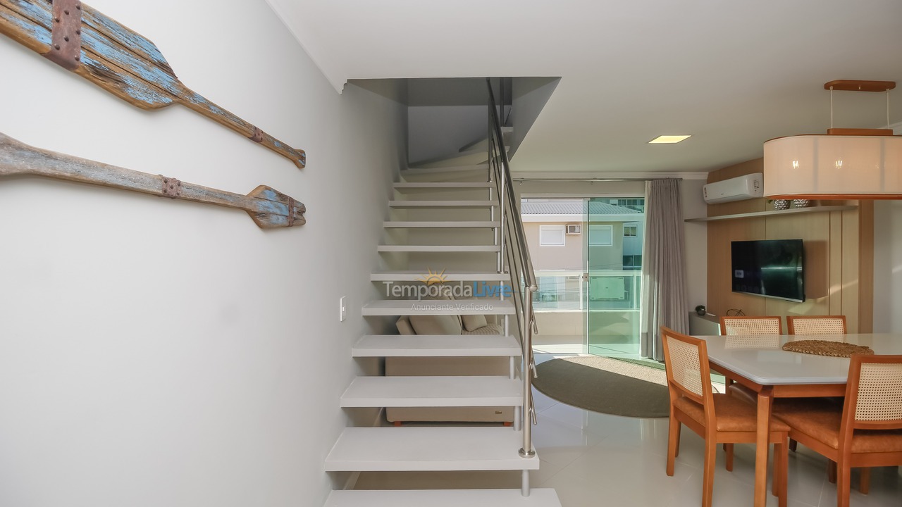 Apartamento para aluguel de temporada em Bombinhas (Canto Grande)