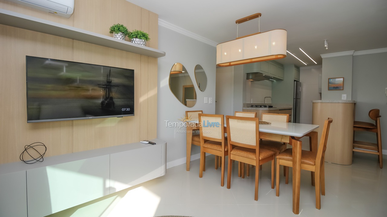 Apartamento para aluguel de temporada em Bombinhas (Canto Grande)