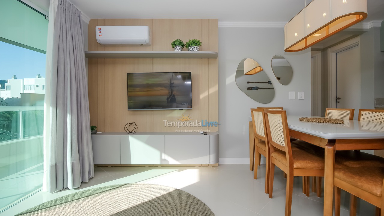 Apartamento para aluguel de temporada em Bombinhas (Canto Grande)