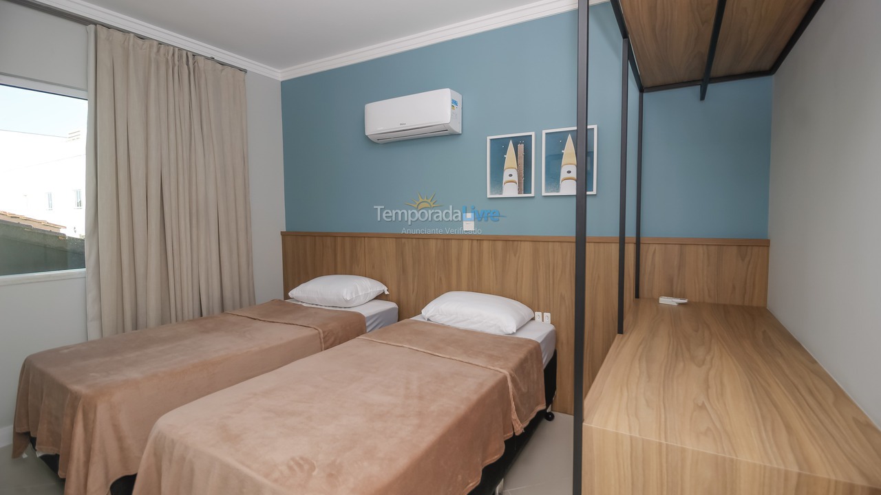 Apartamento para aluguel de temporada em Bombinhas (Canto Grande)