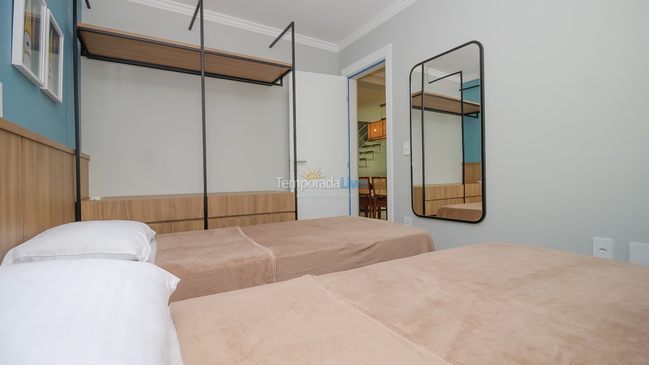 Apartamento para aluguel de temporada em Bombinhas (Canto Grande)