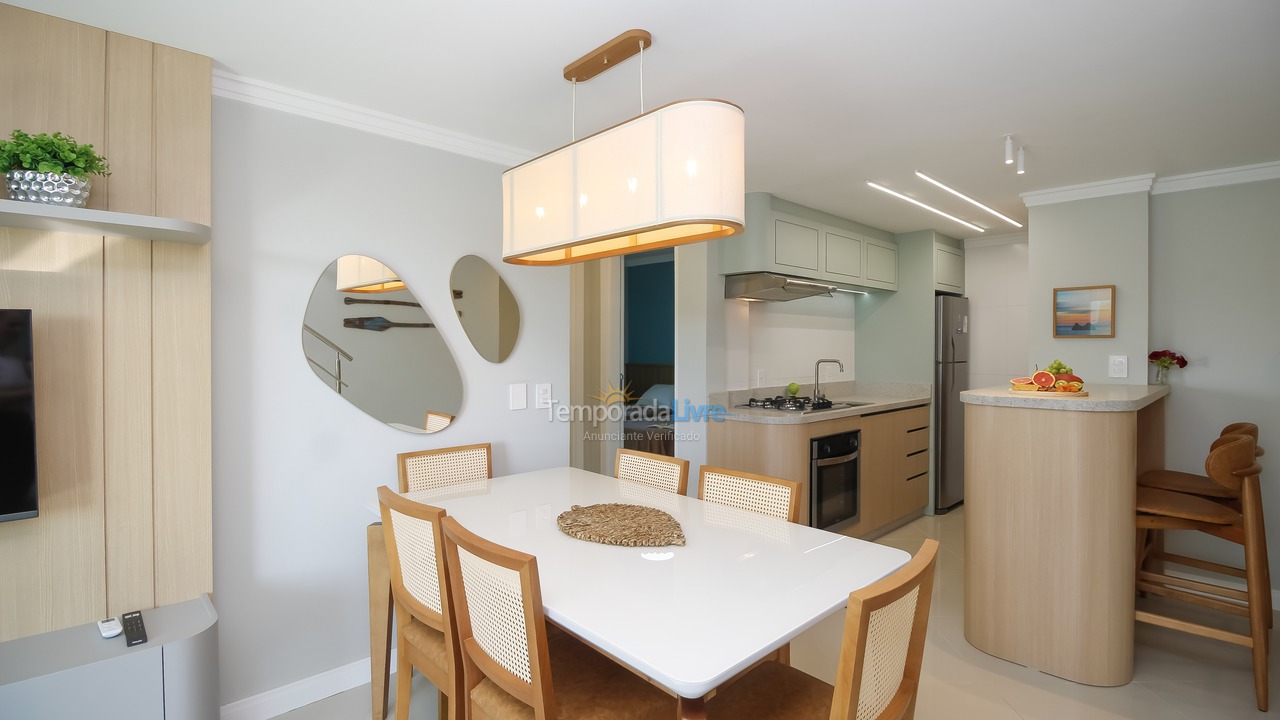 Apartamento para aluguel de temporada em Bombinhas (Canto Grande)