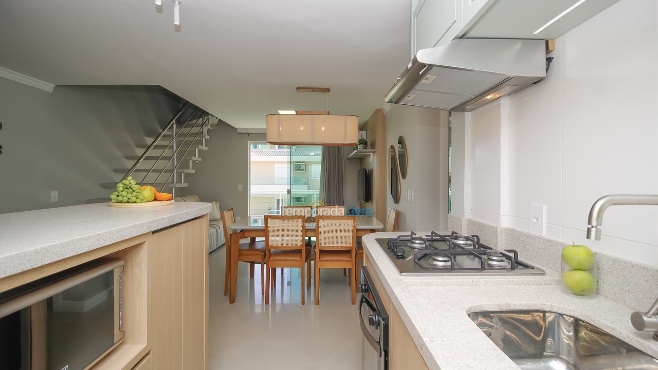 Apartamento para aluguel de temporada em Bombinhas (Canto Grande)