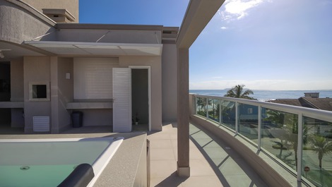 Cobertura Duplex com Spa e vista mar - Praia de Canto Grande