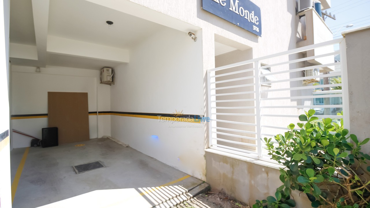 Apartamento para aluguel de temporada em Bombinhas (Canto Grande)