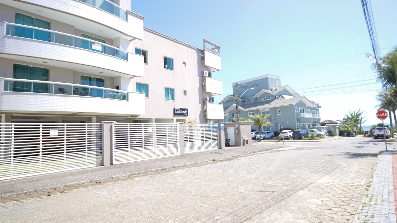 Apartamento para aluguel de temporada em Bombinhas (Canto Grande)