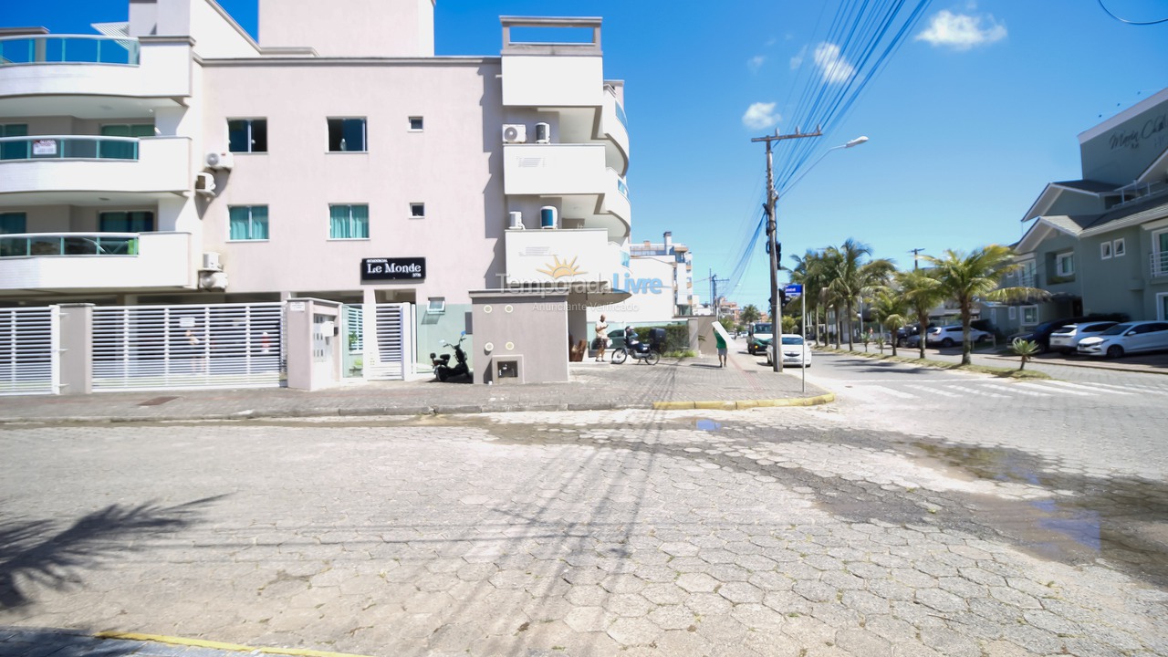 Apartamento para aluguel de temporada em Bombinhas (Canto Grande)
