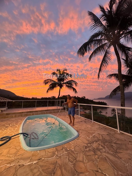 Casa para aluguel de temporada em Ilhabela (Praia do Portinho)