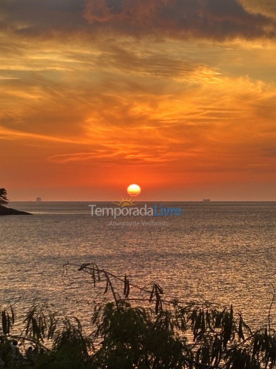 Casa para aluguel de temporada em Ilhabela (Praia do Portinho)