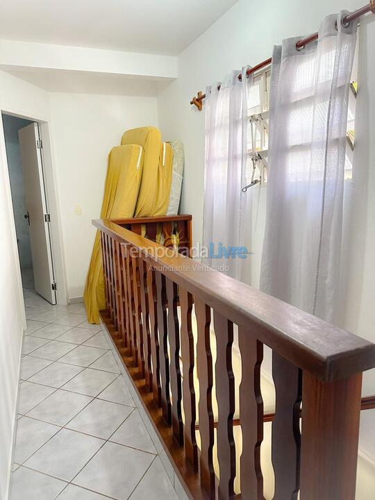 House for vacation rental in Ubatuba (Praia das Toninhas)