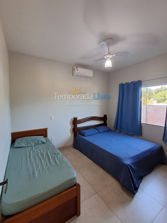 Casa para alquiler de vacaciones em Cabo Frio (Peró)