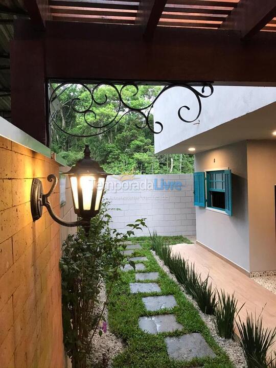 Apartamento para aluguel de temporada em Ubatuba (Toninhas)