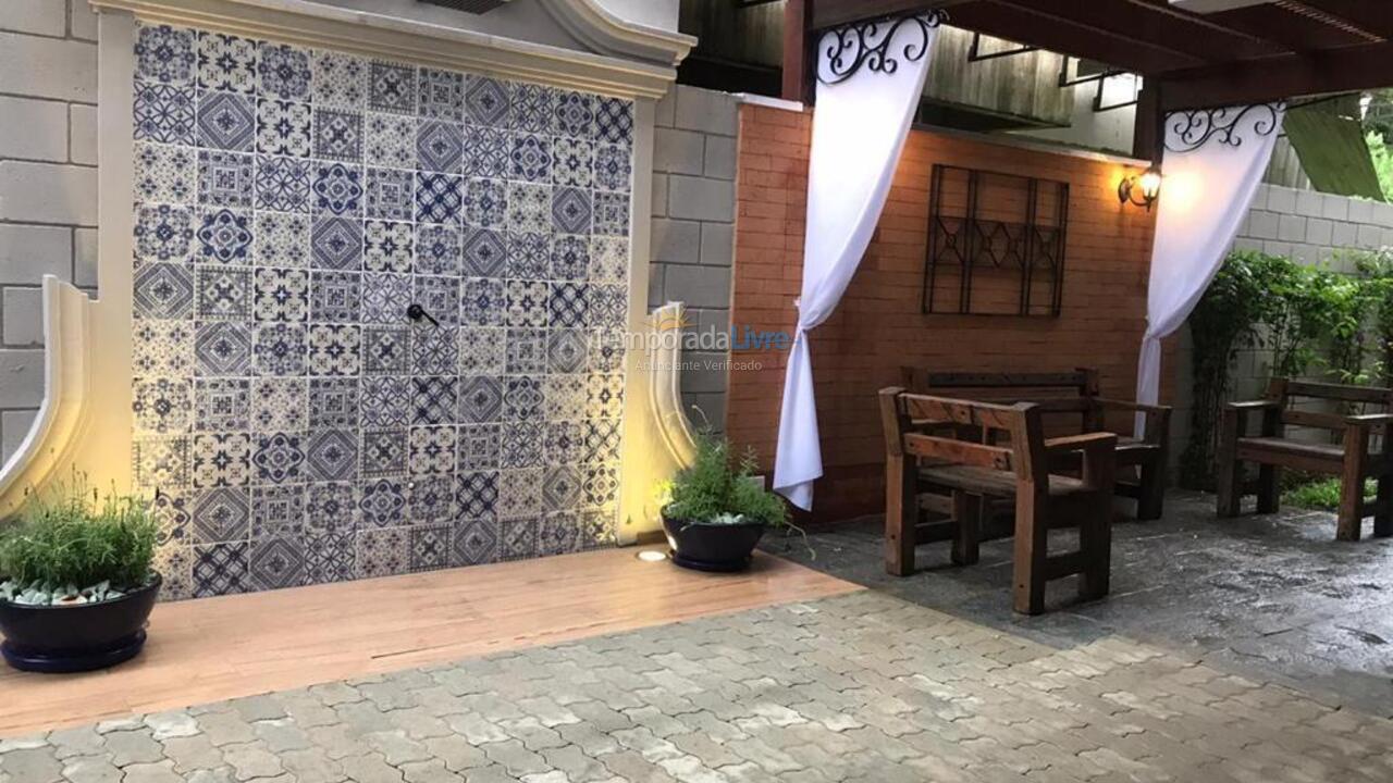 Apartamento para aluguel de temporada em Ubatuba (Toninhas)