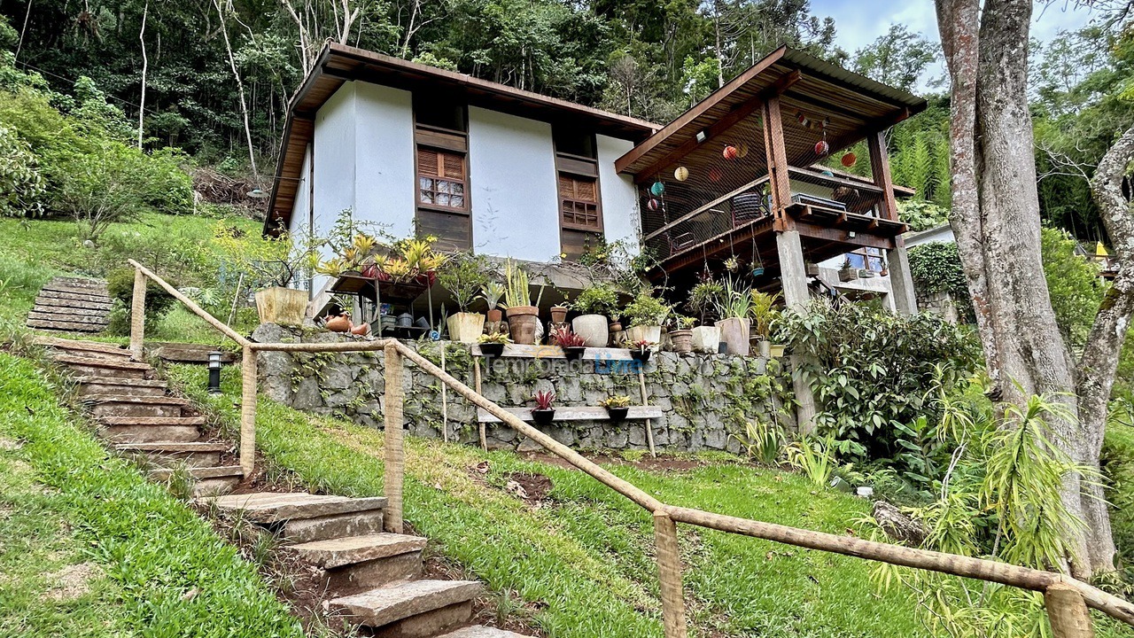 Chácara / sítio para aluguel de temporada em Teresópolis (Pessegueiros)