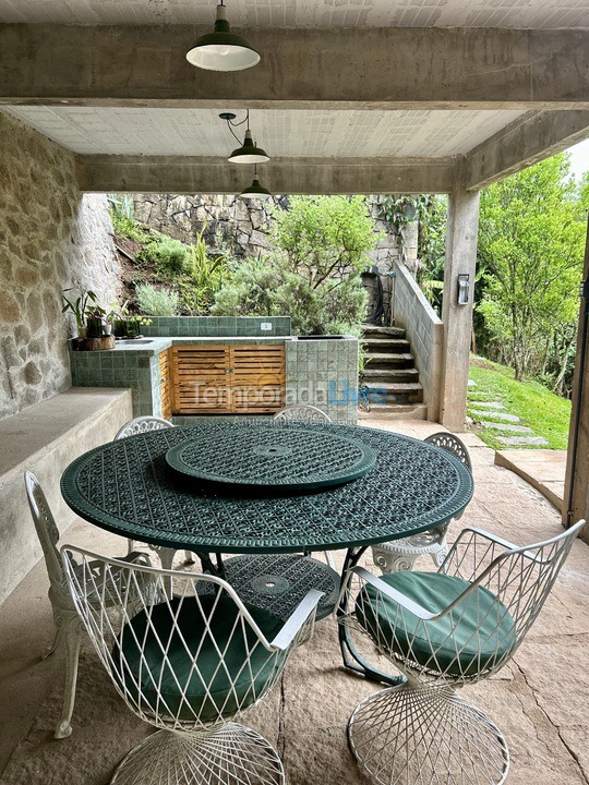 Chácara / sítio para aluguel de temporada em Teresópolis (Pessegueiros)