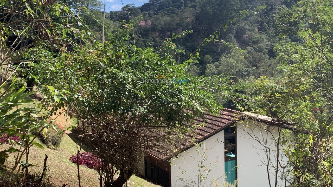Chácara / sítio para aluguel de temporada em Teresópolis (Pessegueiros)