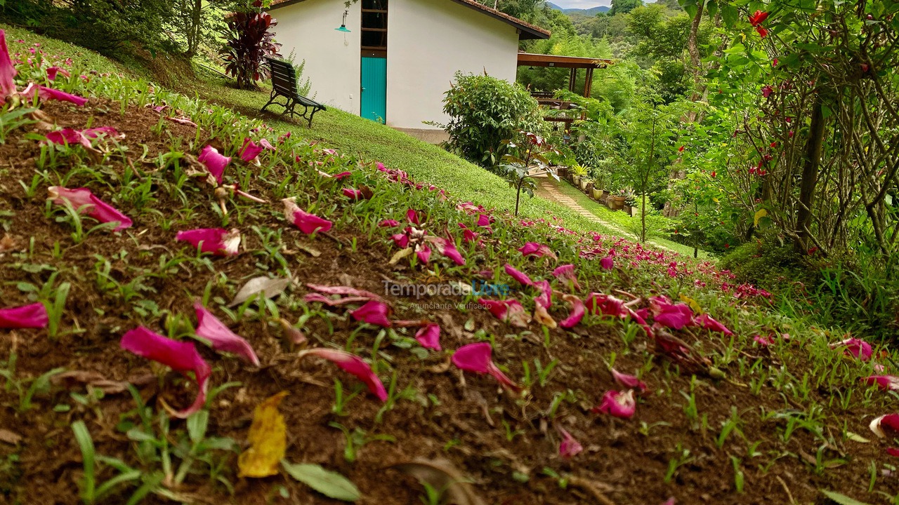 Chácara / sítio para aluguel de temporada em Teresópolis (Pessegueiros)