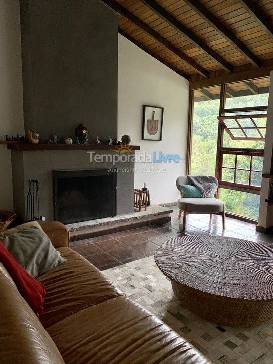 Chácara / sítio para aluguel de temporada em Teresópolis (Pessegueiros)