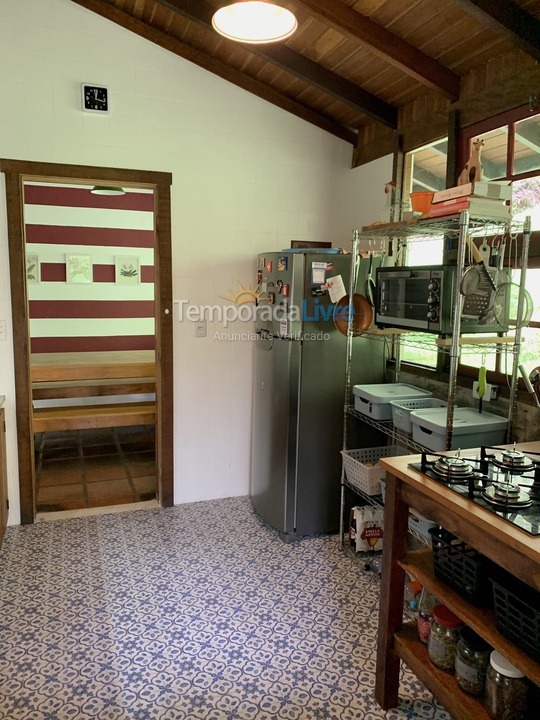 Chácara / sítio para aluguel de temporada em Teresópolis (Pessegueiros)