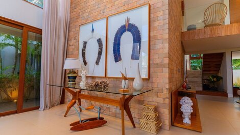 Modern House in a Gated Community - Guarajuba-BA