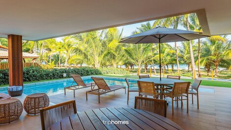 Prime Beachfront Mansion in Guarajuba, Bahia, Brazil