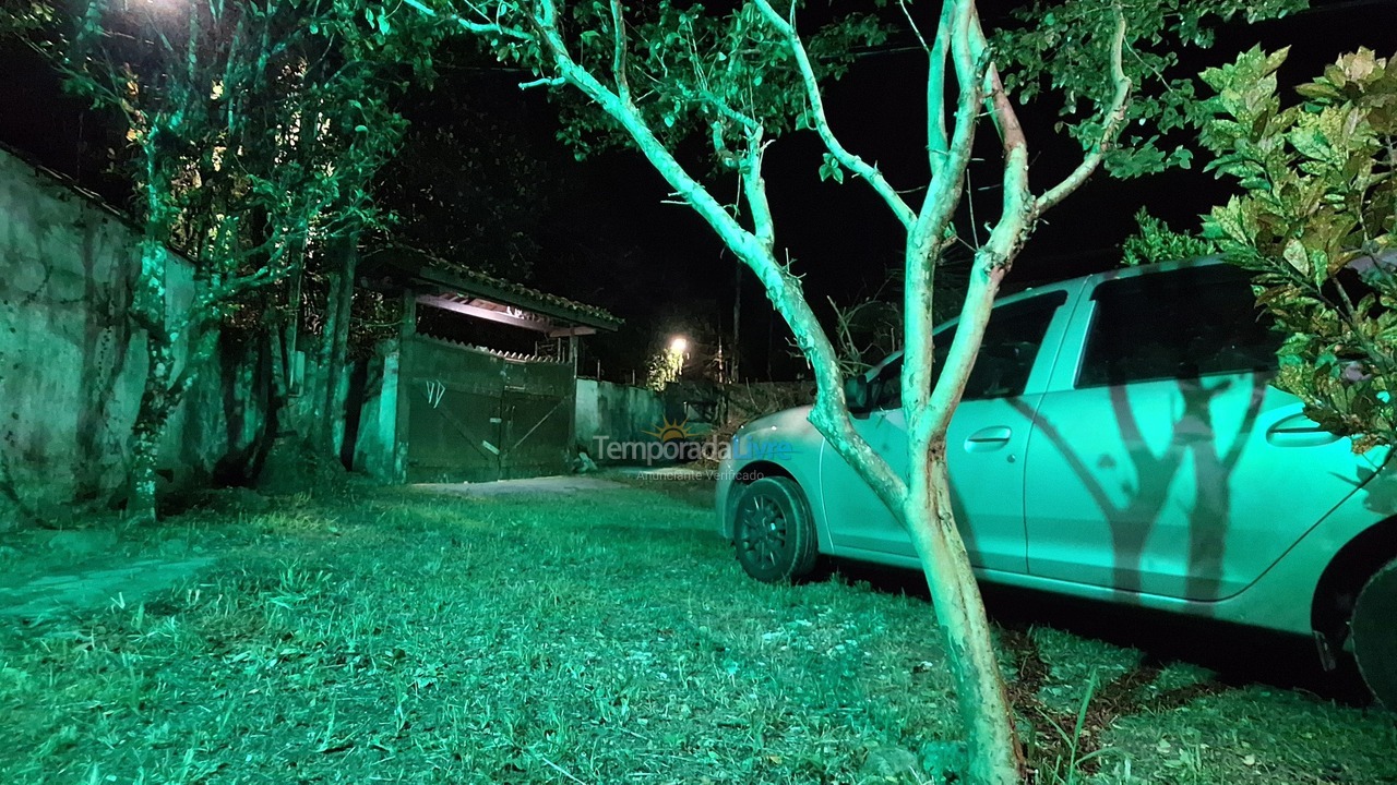 Casa para aluguel de temporada em São Sebastião (Boiçucanga)