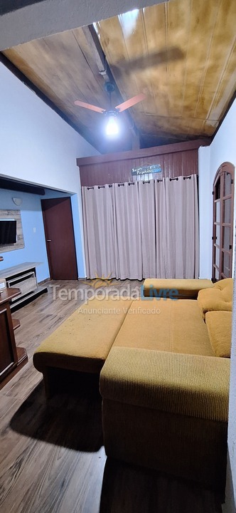 Casa para aluguel de temporada em São Sebastião (Boiçucanga)