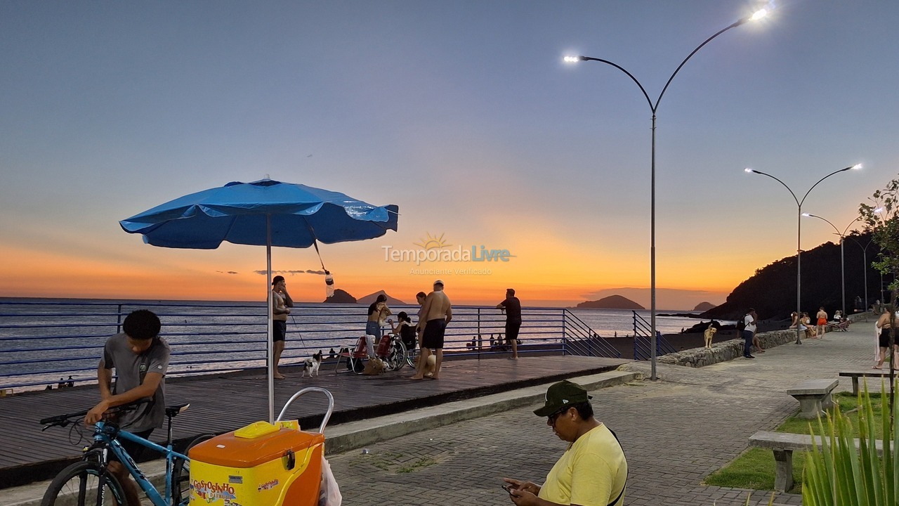 Casa para aluguel de temporada em São Sebastião (Boiçucanga)