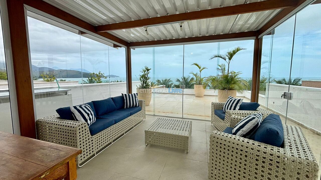 Casa para aluguel de temporada em São Sebastião (Maresias)