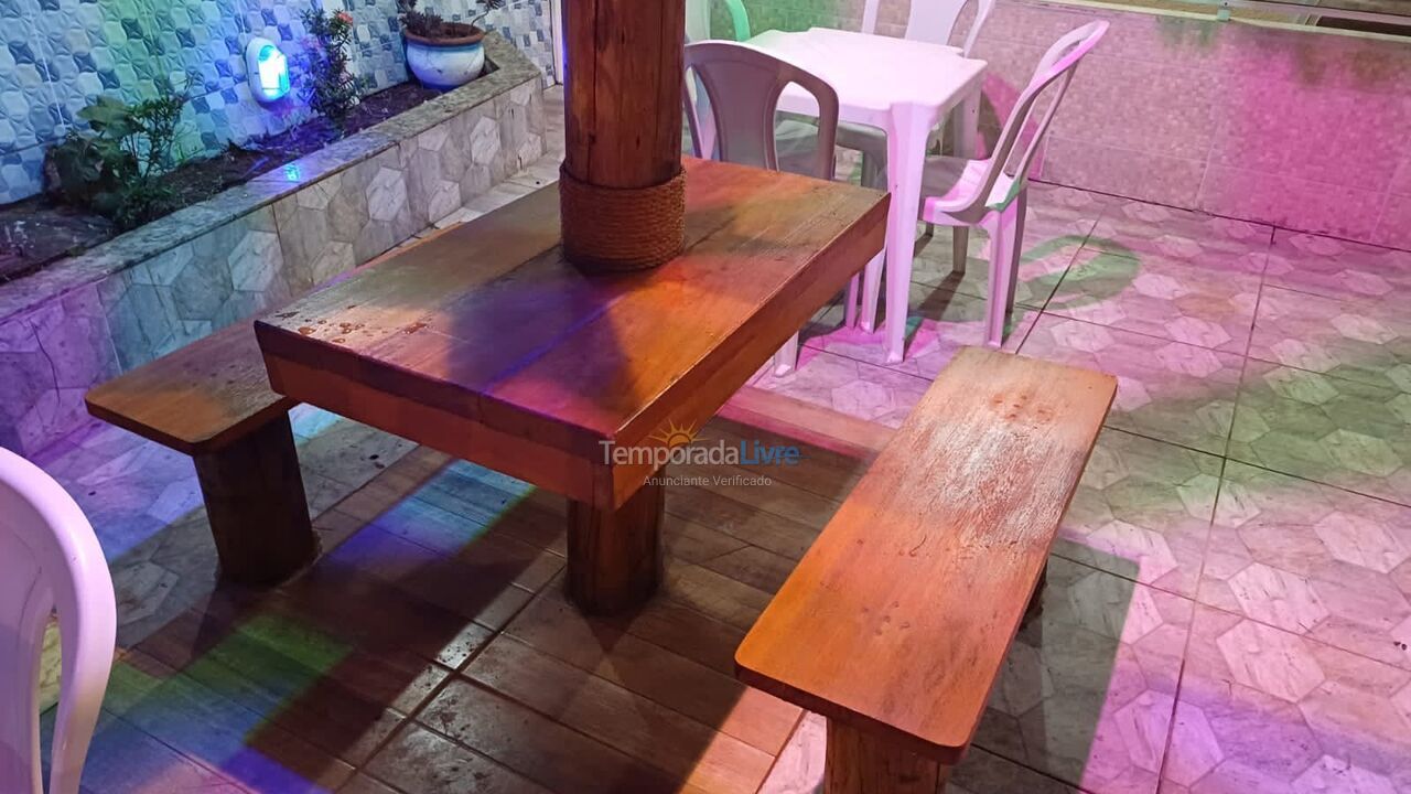 Casa para aluguel de temporada em Guarapari (Praia do Morro)