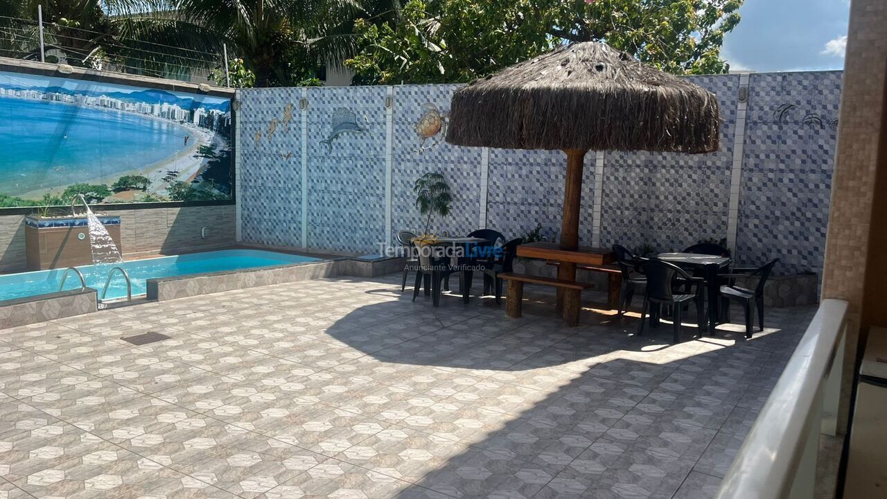 Casa para aluguel de temporada em Guarapari (Praia do Morro)