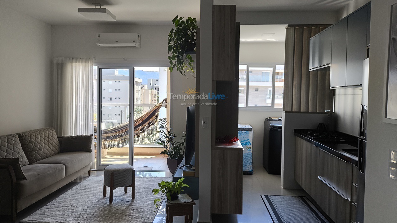 Apartamento para aluguel de temporada em Ubatuba (Itaguá)