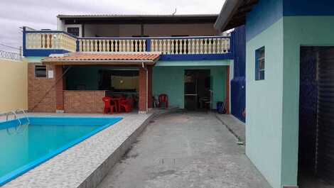 HOUSE SEASONAL CARAGUATATUBA WITH SWIMMING POOL 100 MTS FROM THE BEACH