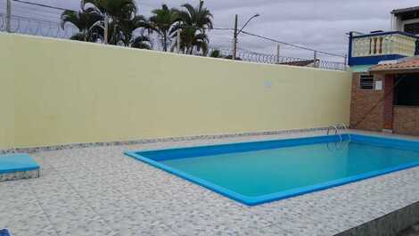 HOUSE SEASONAL CARAGUATATUBA WITH SWIMMING POOL 100 MTS FROM THE BEACH