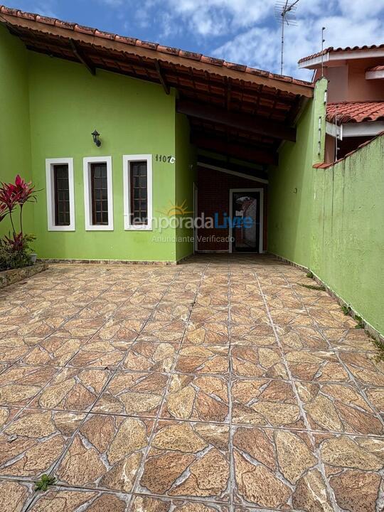 Casa para alquiler de vacaciones em Peruíbe (Stella Maris)