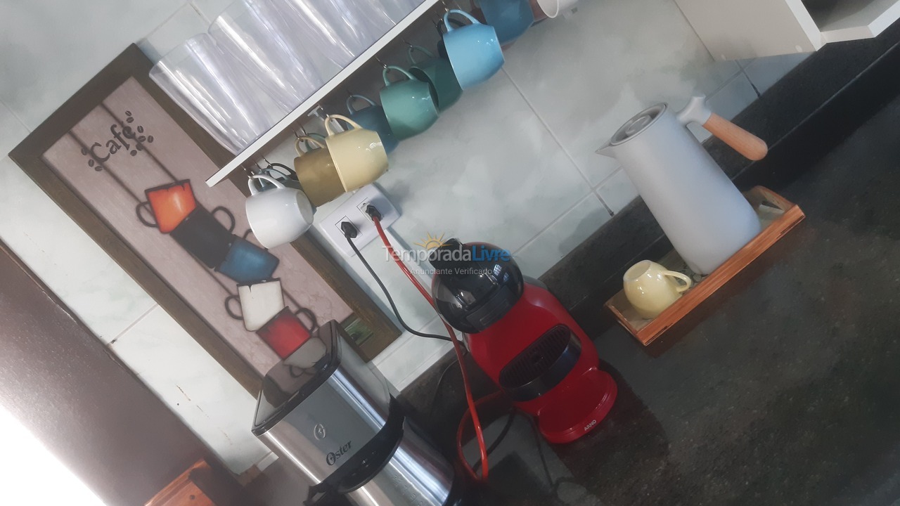 Casa para alquiler de vacaciones em Peruíbe (Jardim Ribamar)