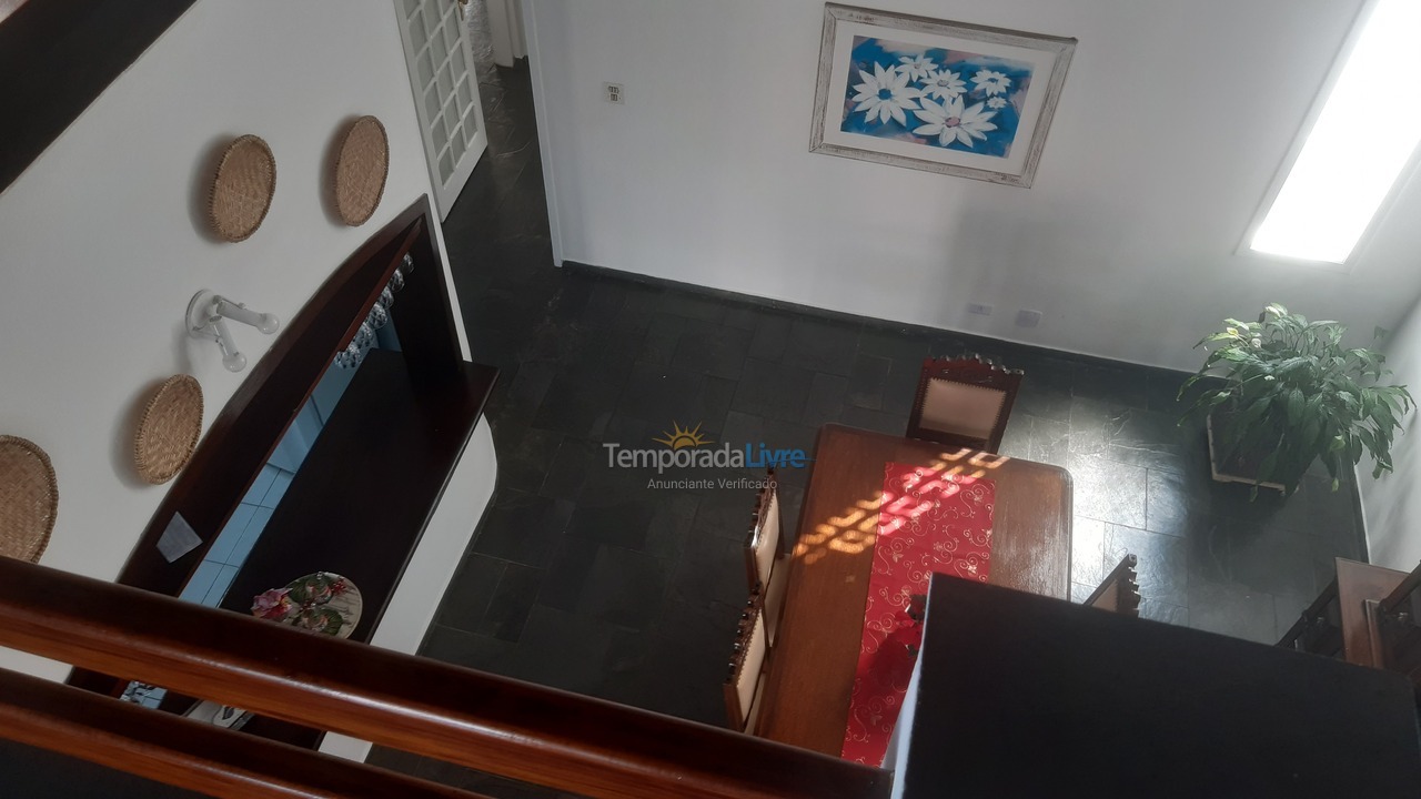 Casa para alquiler de vacaciones em Peruíbe (Jardim Ribamar)