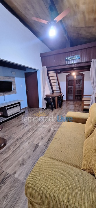 Casa para aluguel de temporada em São Sebastião (Boiçucanga)