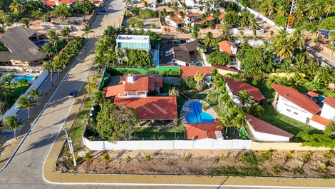 Casa con piscina en Cumbuco - 5 habitaciones con capacidad para hasta 12 personas.