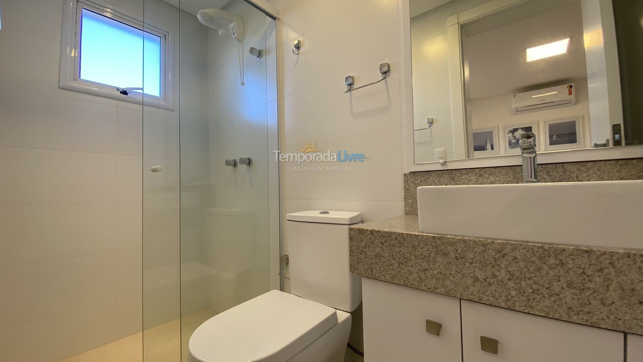 Apartment for vacation rental in Bombinhas (Mariscal)