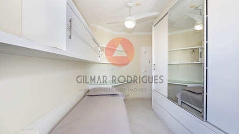 Apartamento em Mariscal com 3 dormitórios