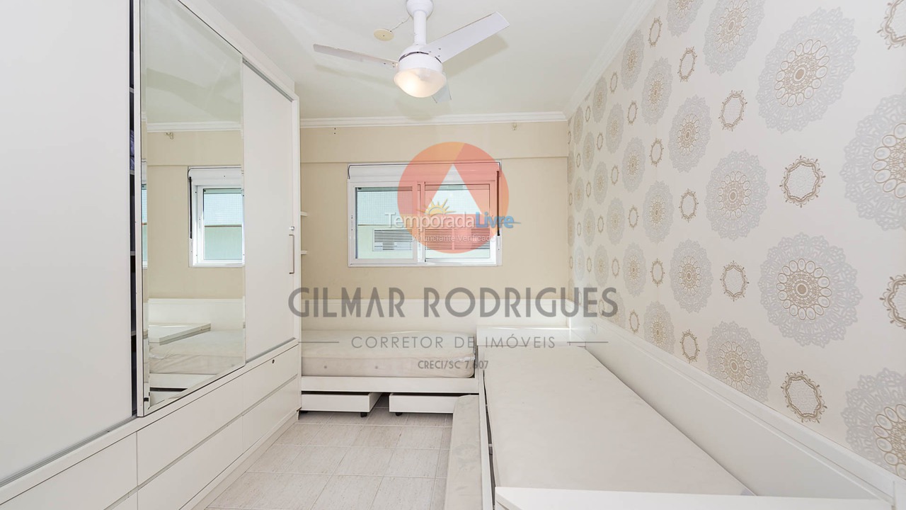 Apartamento para aluguel de temporada em Bombinhas (Canto Grande)